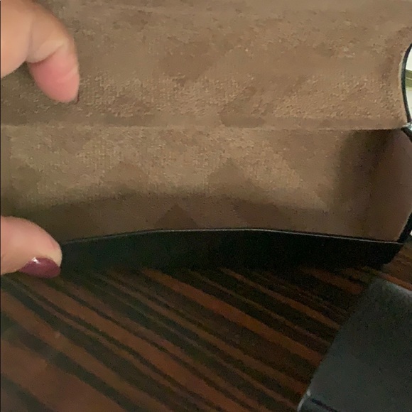 Burberry - Picture 6 of 6